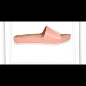 UGG Jane Patent Slides